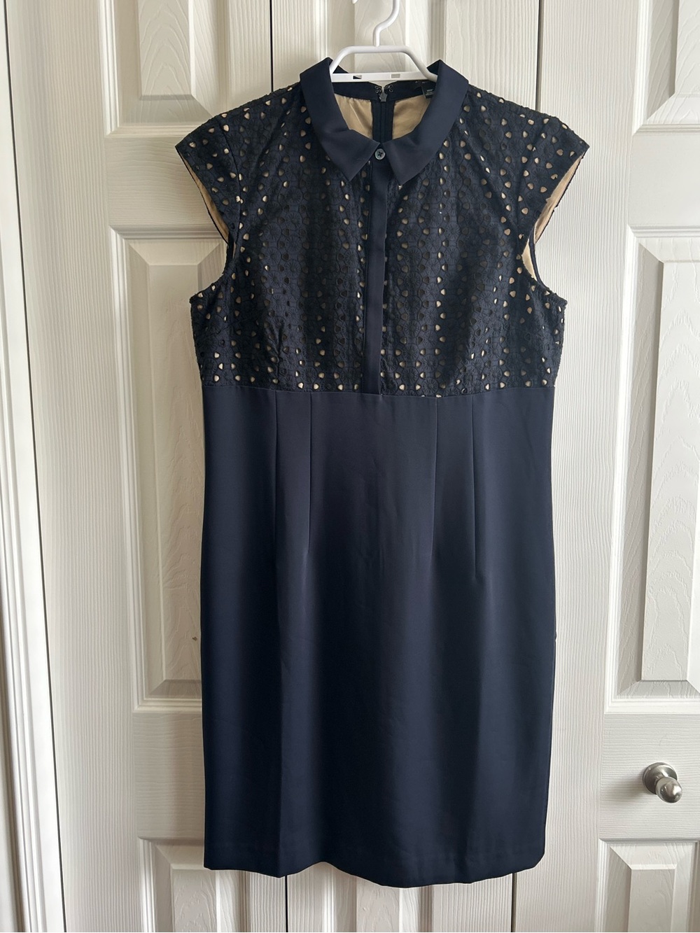 Ann Taylor navy blue dress size 10p